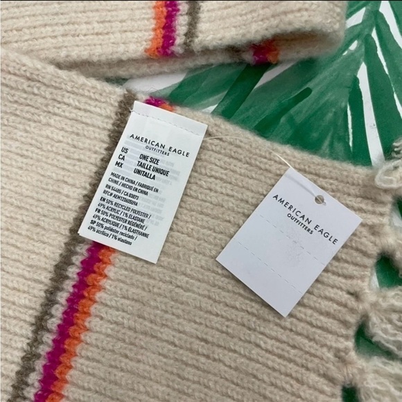 American Eagle Striped Scarf - Picture 3 of 3